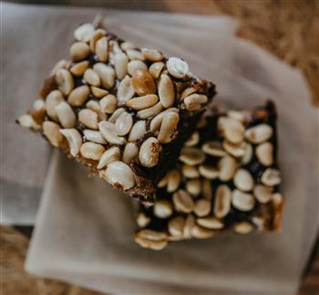 New Yorker Peanut Butter Swirl Brownies - thumbnail 0