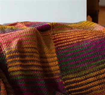 Urth Yarns Ikat Throw Kit - thumbnail 3