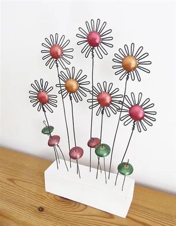 Coloured Daisies Sculpture - thumbnail 0