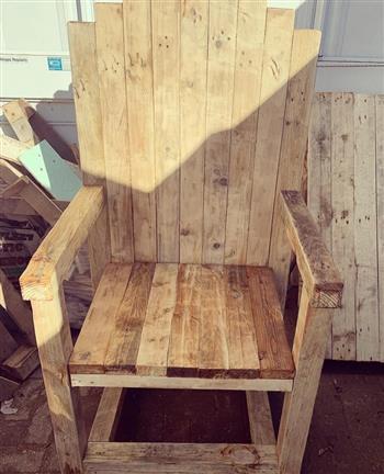 Giant Story Telling Chair - thumbnail 0