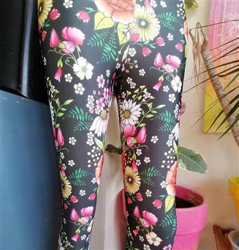 High Waisted Floral Leggings - thumbnail 2