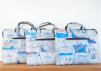 Upcycled Laptop Bag - thumbnail 3