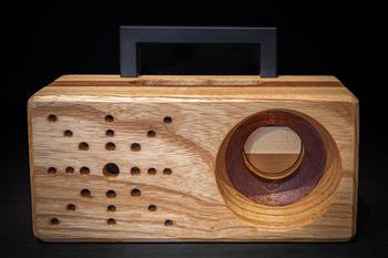 Retro Passive Acoustic Phone Holder - thumbnail 3