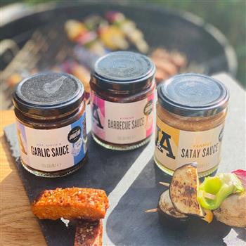 Janda 'Taste Of Asia' Sauce Trio Gift Bo - thumbnail 9