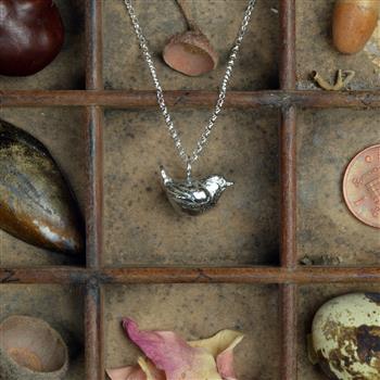 Wren Little Bird Necklace Wren Jewellery - thumbnail 3