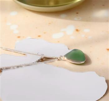 Gold Ocean Sea Glass Necklace - thumbnail 6