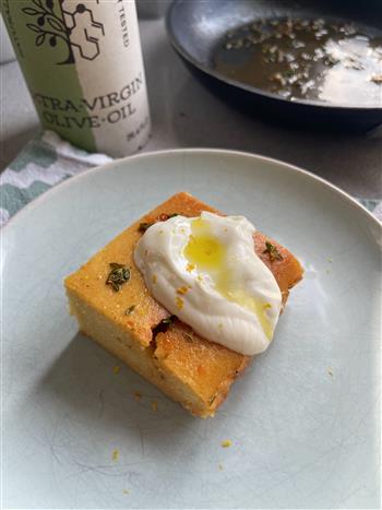 Greek Extra Virgin Olive Oil - thumbnail 0